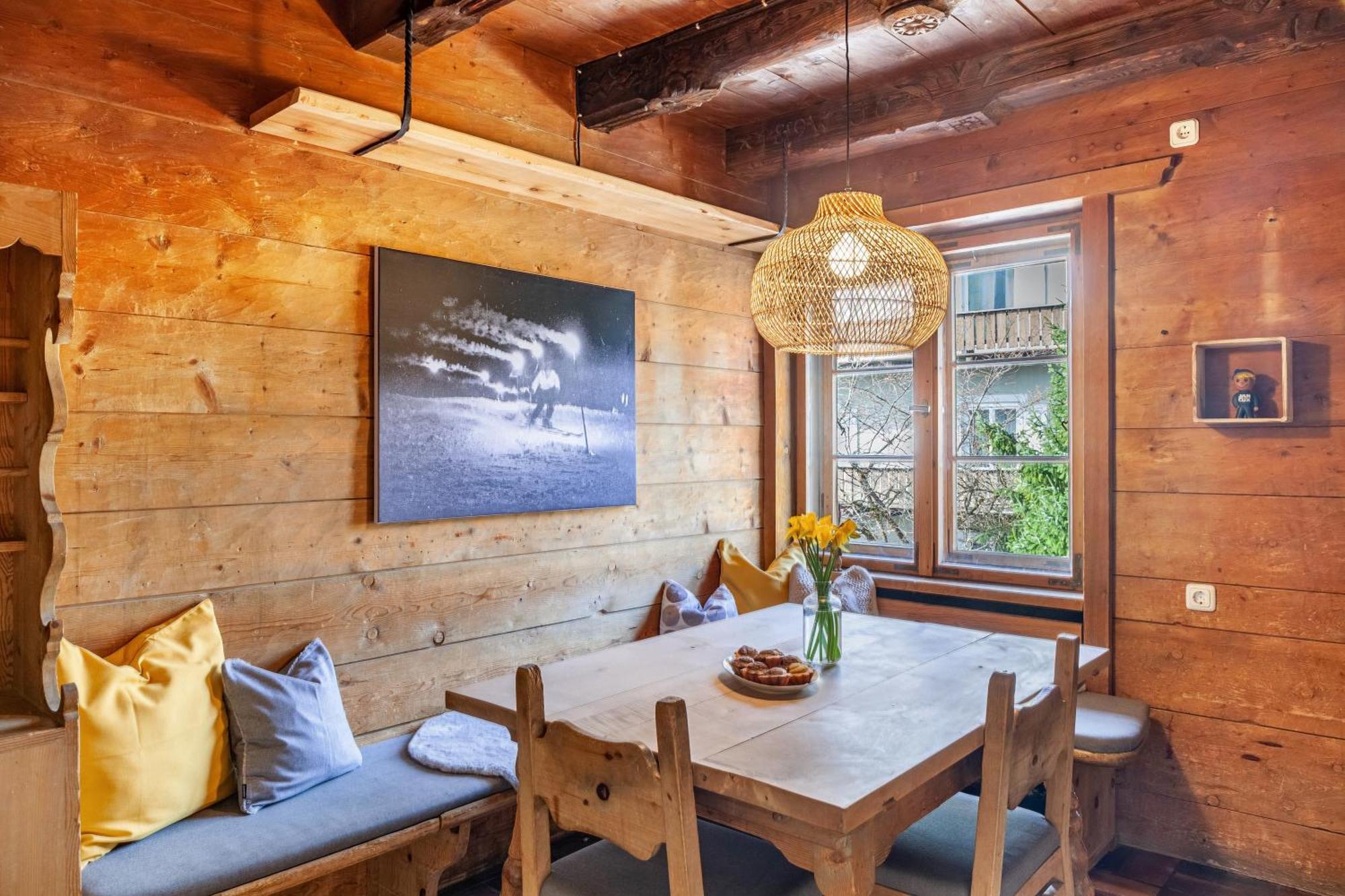 Ferienwohnung Siebzehn35 Гармиш-Партенкирхен Екстериор снимка